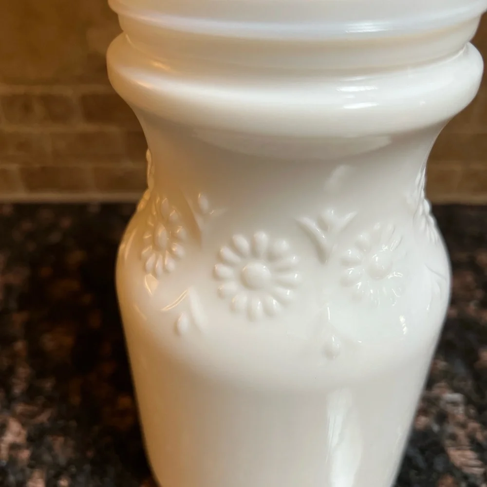 Vintage Milk Glass Jar Daisy Print